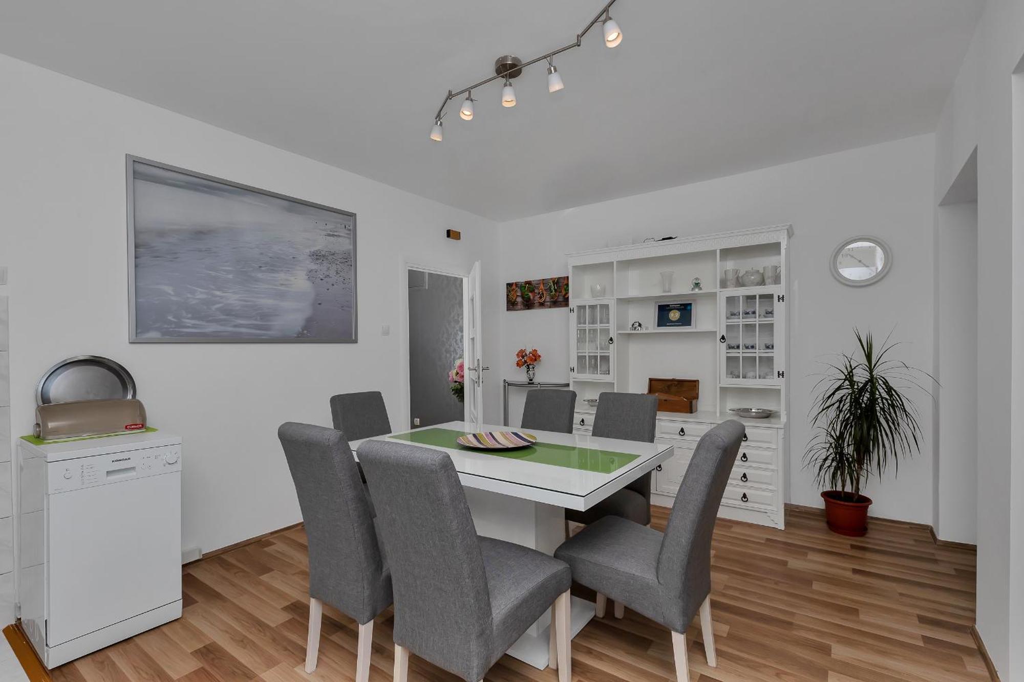 Apartment Sabina Makarska Buitenkant foto